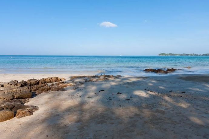 Imagen de los exteriores del Hotel Banana Beach Resort. Foto 16