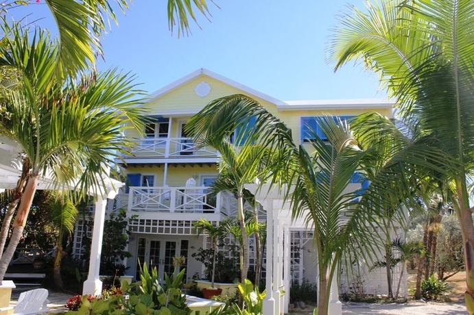 Imagen de los exteriores del Hotel Banana Cabana. Foto 5