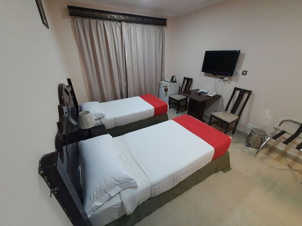 Imagen de la habitación del Hotel Banana. Foto 4