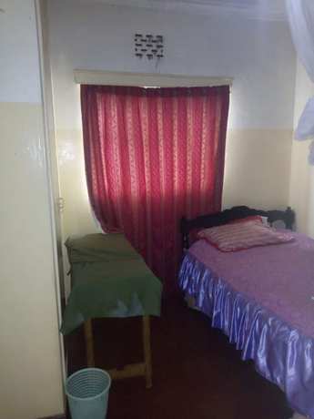 Imagen de la habitación del Hotel Banana Leaf. Foto 15