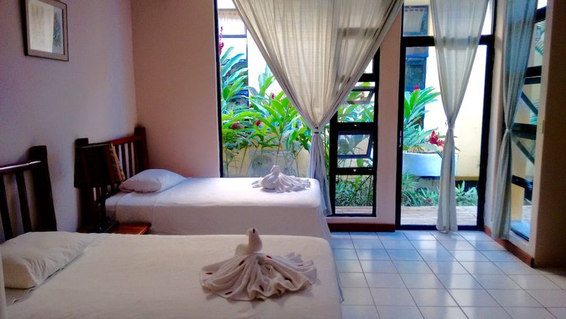 Imagen de la habitación del Hotel Banana Palms. Foto 9