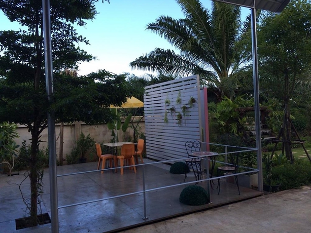 Imagen de los exteriores del Hotel Banana Place Resort. Foto 15