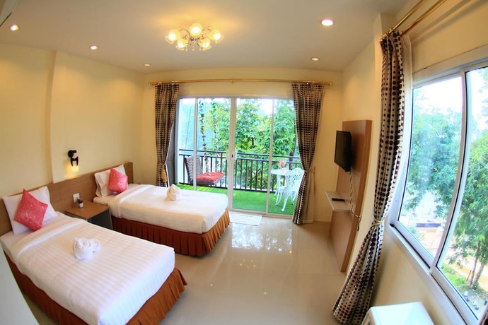 Imagen de la habitación del Hotel Banana Resort and Spa. Foto 7