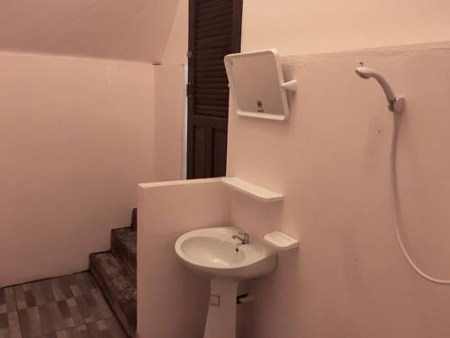 Imagen de la habitación del Hotel Banana Sunset Bar and Bungalows. Foto 9