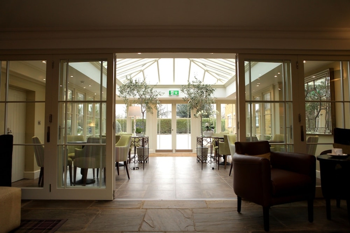 Imagen de los interiores del Hotel Banbury Wroxton House. Foto 17