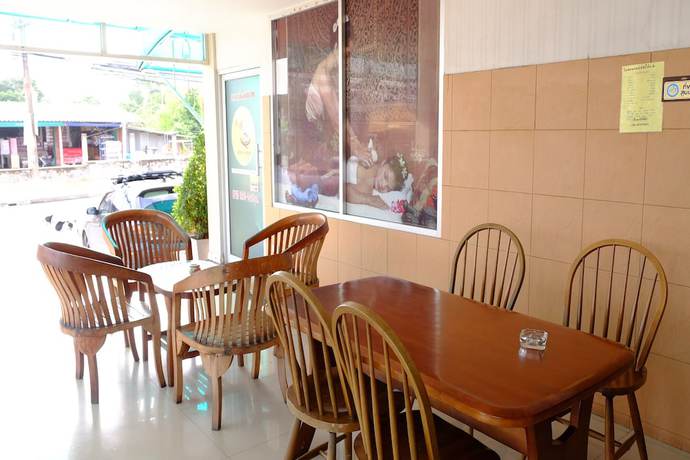 Imagen del bar/restaurante del Hotel Banchang Apartment and. Foto 3