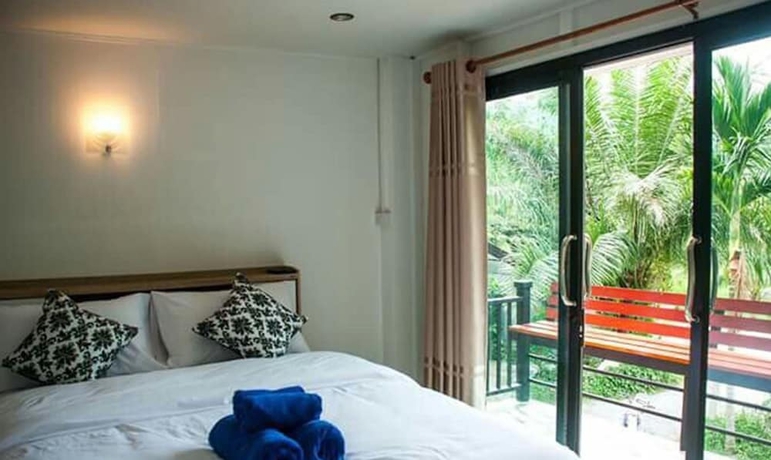 Imagen de la habitación del Hotel Banchomchan. Foto 10