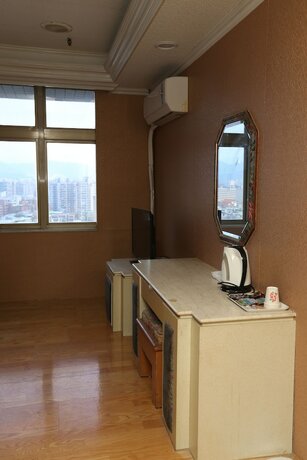 Imagen de la habitación del Hotel Banciaoking. Foto 8