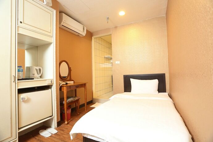 Imagen de la habitación del Hotel Banciaoking. Foto 15