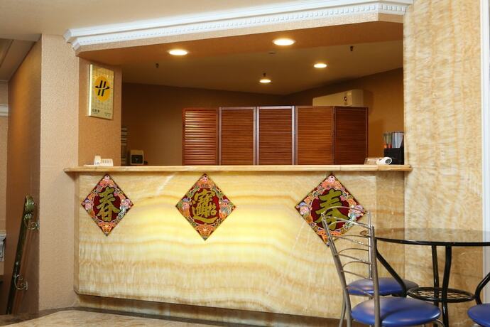 Imagen de los interiores del Hotel Banciaoking. Foto 17