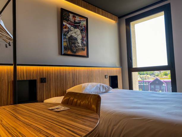 Imagen de la habitación del Hotel BandB Clermont-Ferrand A71/A75 La Méridienne. Foto 13