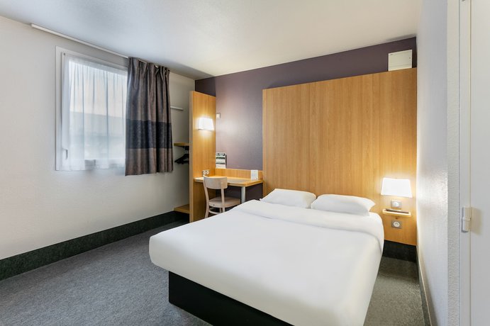 Imagen de la habitación del Hotel BandB HOTEL B&eacute;ziers. Foto 6