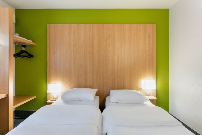 Imagen de la habitación del Hotel BandB HOTEL B&eacute;ziers. Foto 7