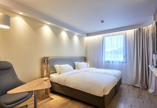 Imagen de la habitación del Hotel BandB HOTEL Deauville-Touques. Foto 15