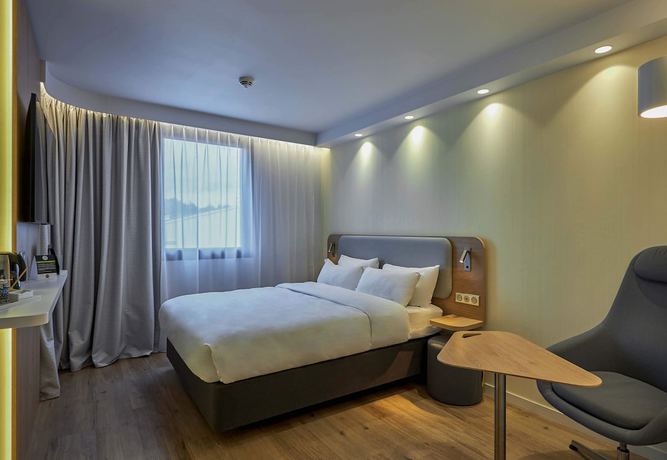 Imagen de la habitación del Hotel BandB HOTEL Deauville-Touques. Foto 17