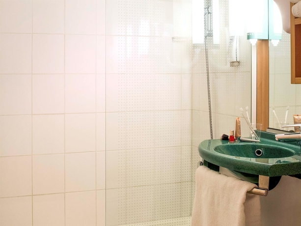 Imagen de la habitación del Hotel BandB HOTEL Lourdes Centre. Foto 12