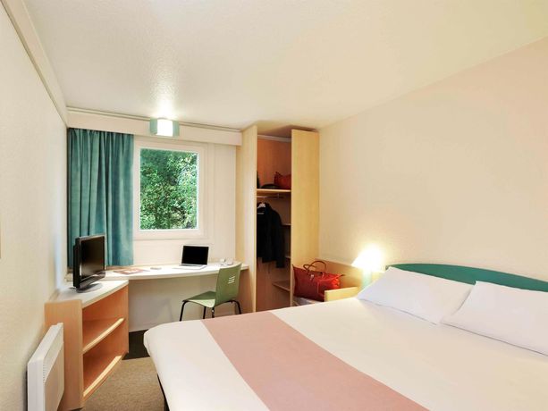 Imagen del bar/restaurante del Hotel BandB Hotel Lille Villeneuve D'Ascq Grand Stade. Foto 3