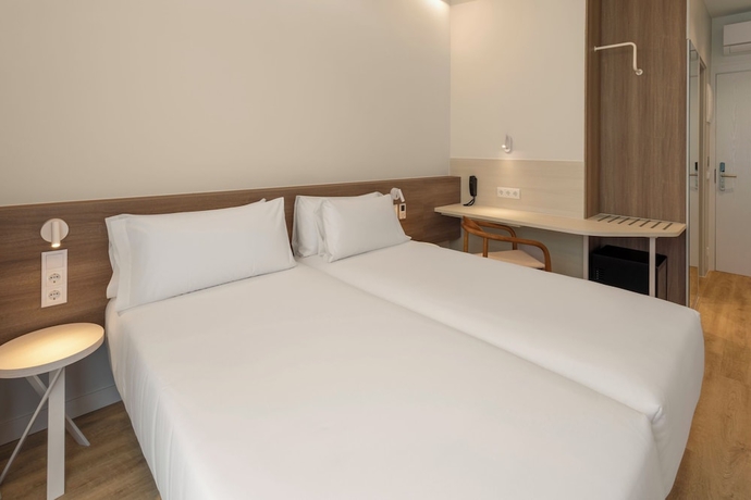 Imagen de la habitación del Hotel BandB Madrid Vallecas Ensanche. Foto 1