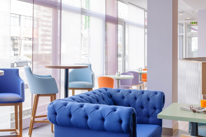 Imagen de los interiores del Hotel BandB Offenbach-Kaiserlei. Foto 13