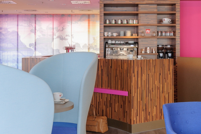 Imagen del bar/restaurante del Hotel BandB Offenbach-Kaiserlei. Foto 7