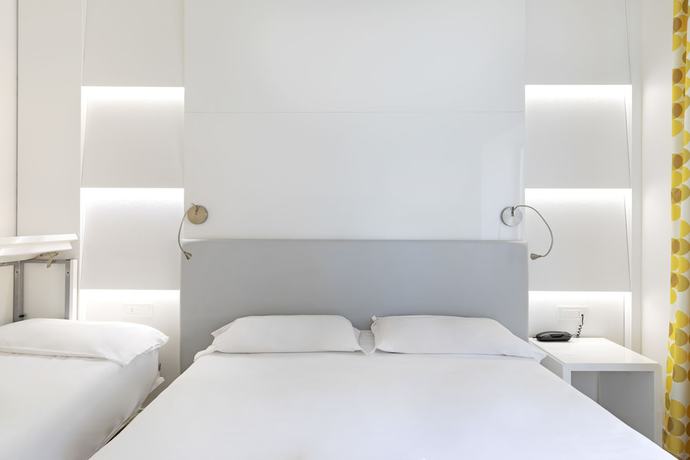 Imagen de la habitación del Hotel BandB Savona. Foto 6