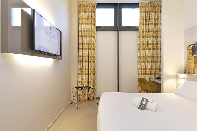Imagen de la habitación del Hotel BandB Savona. Foto 9
