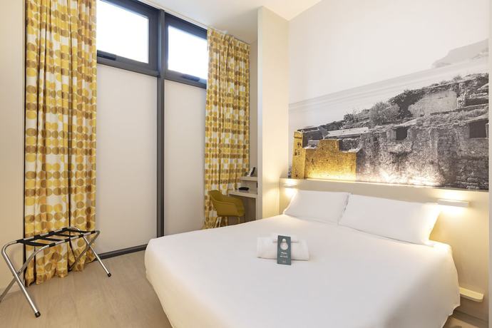 Imagen de la habitación del Hotel BandB Savona. Foto 14