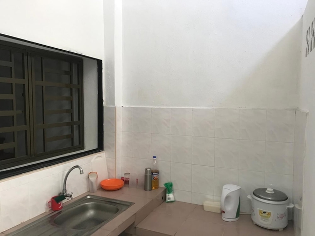 Imagen de la habitación del Hotel BandL Islanders Inn - Hostel. Foto 5