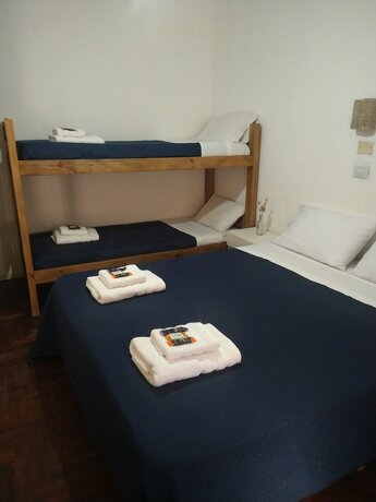 Imagen de la habitación del Hotel BandN. Foto 15