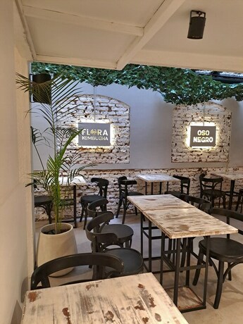 Imagen general del Hotel BandN. Foto 10