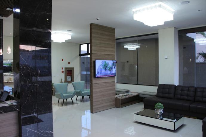 Imagen de los interiores del Hotel BandS. Foto 19