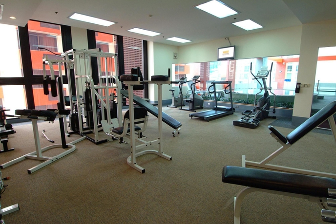 Imagen de los interiores del Hotel Bandara Suites Silom Bangkok. Foto 12