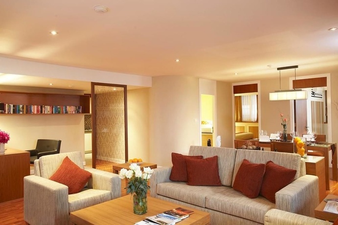 Imagen de la habitación del Hotel Bandara Suites Silom Bangkok. Foto 8