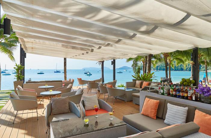 Imagen del bar/restaurante del Hotel Bandara Villas, Phuket. Foto 3