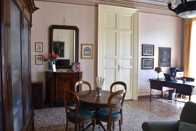 Imagen de los interiores del Hotel Bandb Al Teatro Massimo. Foto 18