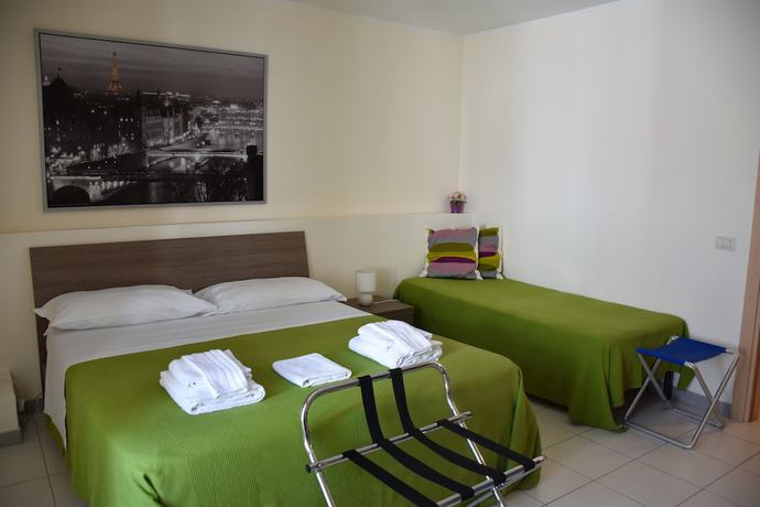 Imagen de la habitación del Hotel Bandb Al Teatro Massimo. Foto 7