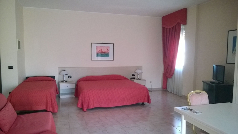 Imagen de la habitación del Hotel Bandb Bari Rondò. Foto 11