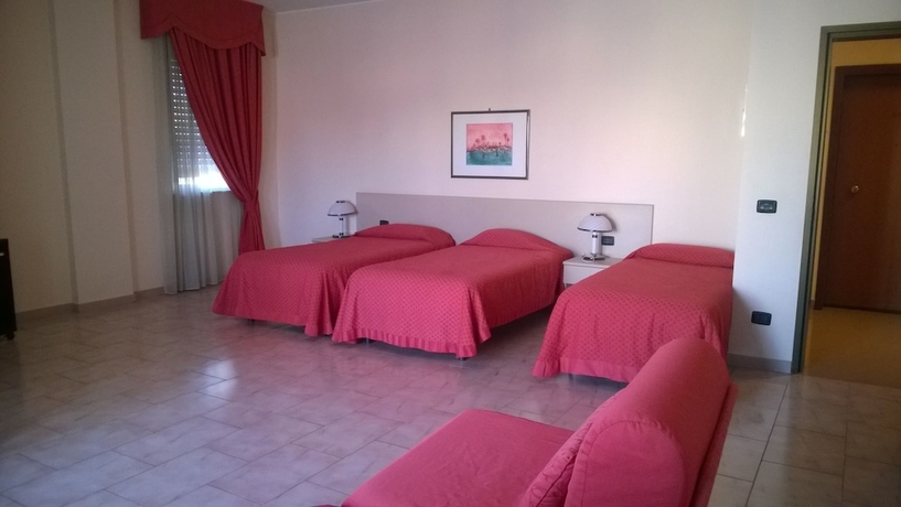 Imagen de la habitación del Hotel Bandb Bari Rondò. Foto 12