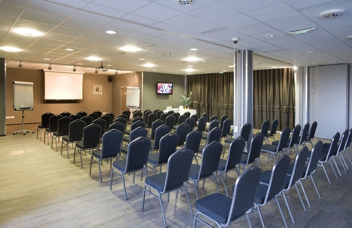 Imagen de los interiores del Hotel Bandb B&eacute;thune Bruay-la-buissi&egrave;re. Foto 18