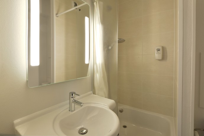 Imagen de la habitación del Hotel Bandb Bourges (2). Foto 12