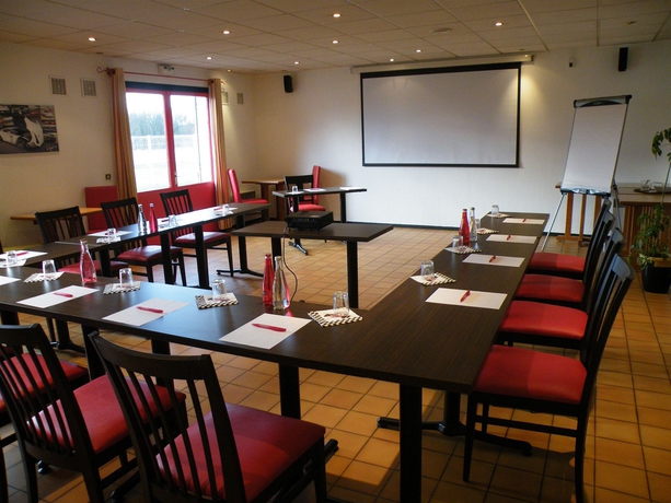 Imagen de los interiores del Hotel Bandb Bretigny-sur-orge. Foto 8