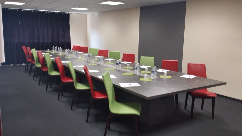 Imagen de los interiores del Hotel Bandb Bretigny-sur-orge. Foto 11