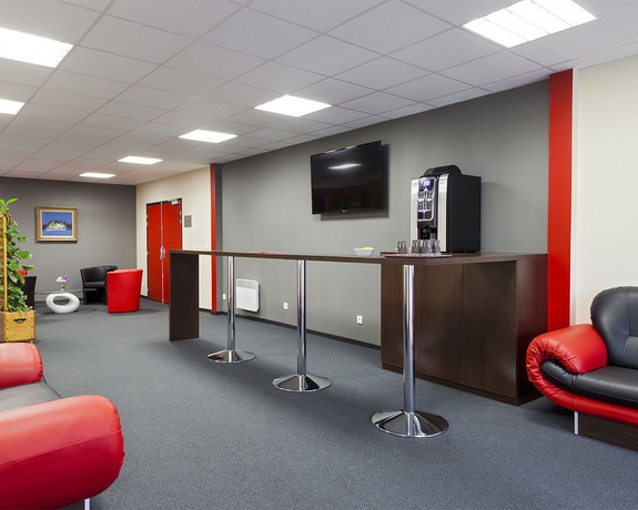 Imagen de los interiores del Hotel Bandb Bretigny-sur-orge. Foto 13