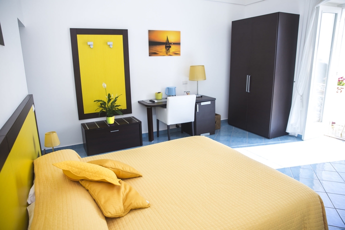 Imagen de la habitación del Hotel Bandb Casa Nilde Positano. Foto 3