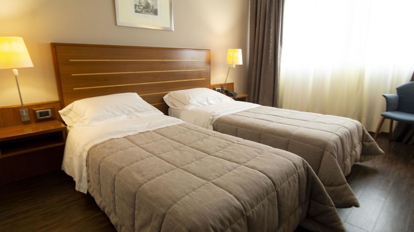 Imagen de la habitación del Hotel Bandb Cuneo Cristal. Foto 5