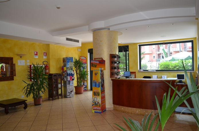 Imagen de los interiores del Hotel Bandb Des Bains. Foto 6