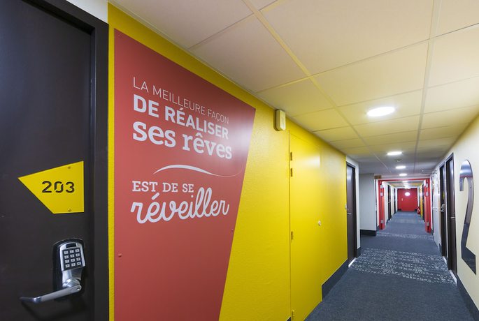 Imagen de los interiores del Hotel Bandb Dunkerque Centre Gare. Foto 9