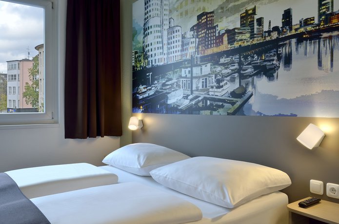 Imagen de la habitación del Hotel Bandb Düsseldorf City-süd. Foto 8