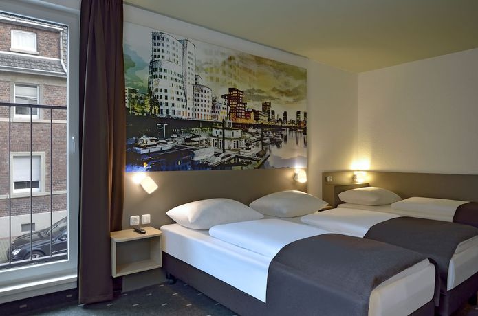 Imagen de la habitación del Hotel Bandb Düsseldorf City-süd. Foto 10