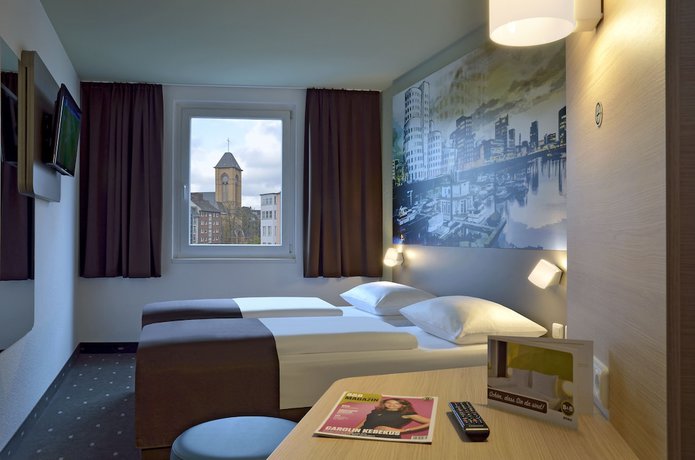 Imagen de la habitación del Hotel Bandb Düsseldorf City-süd. Foto 11